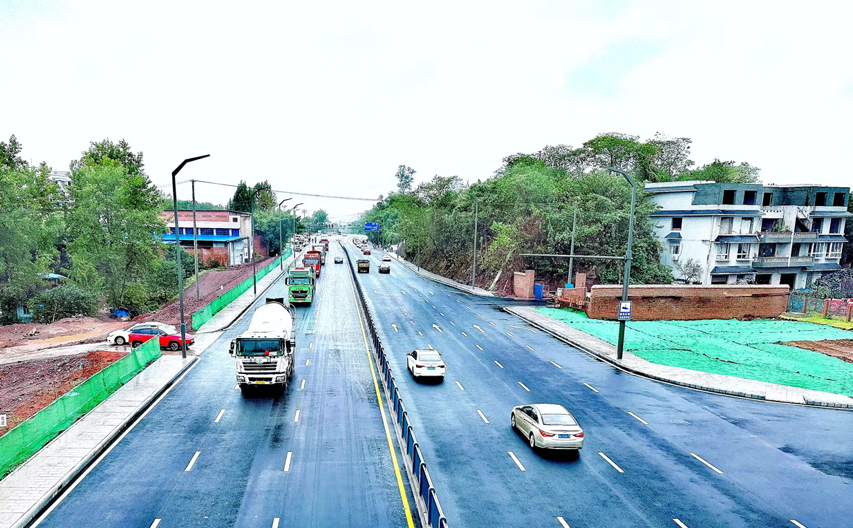 板倉大道沙坪段道路工程圓滿竣工實現(xiàn)雙向通車